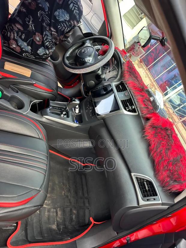 Nissan Sentra SV 2018 Red