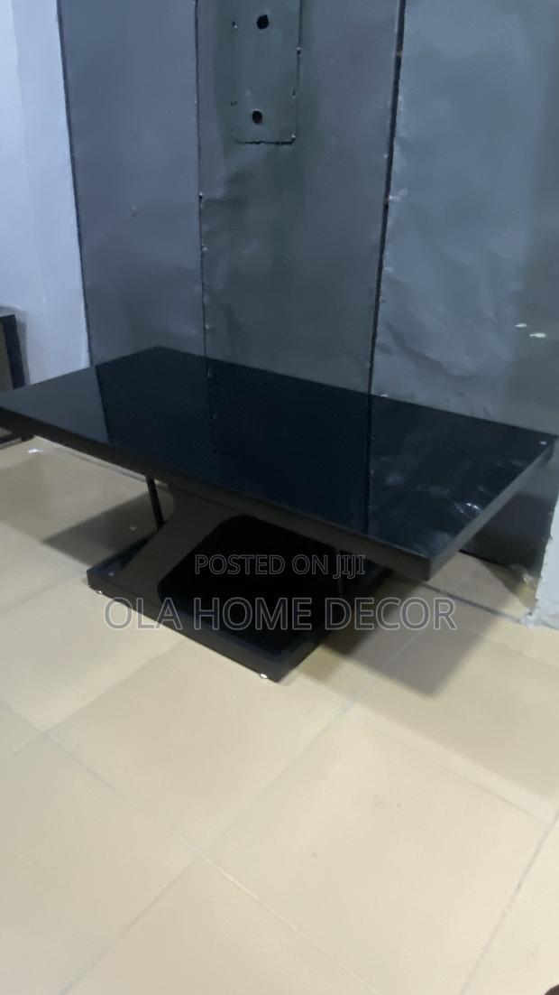 Center Table photo 4