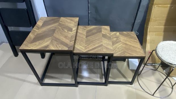 Wooden Serving Table photo 3
