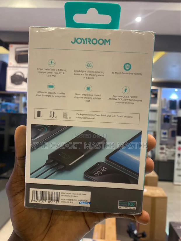 Joyroom 10000mah Fast Charging Power Bank · Photo 4