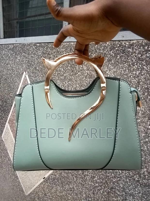 Fashion Handbags photo 3