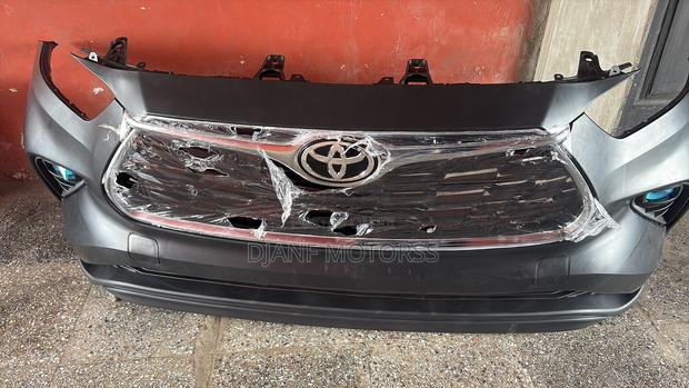 Toyota Highlander 2020 Front Bumper Complete
