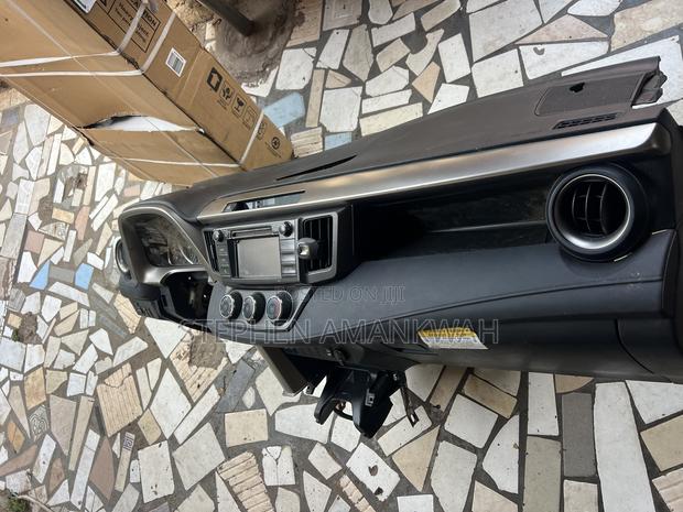 Toyota Rav4 14-18 Dashboard Complete