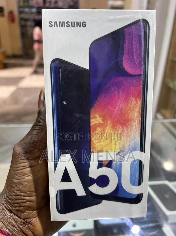 New Samsung Galaxy A50 128 GB Black · Photo 4