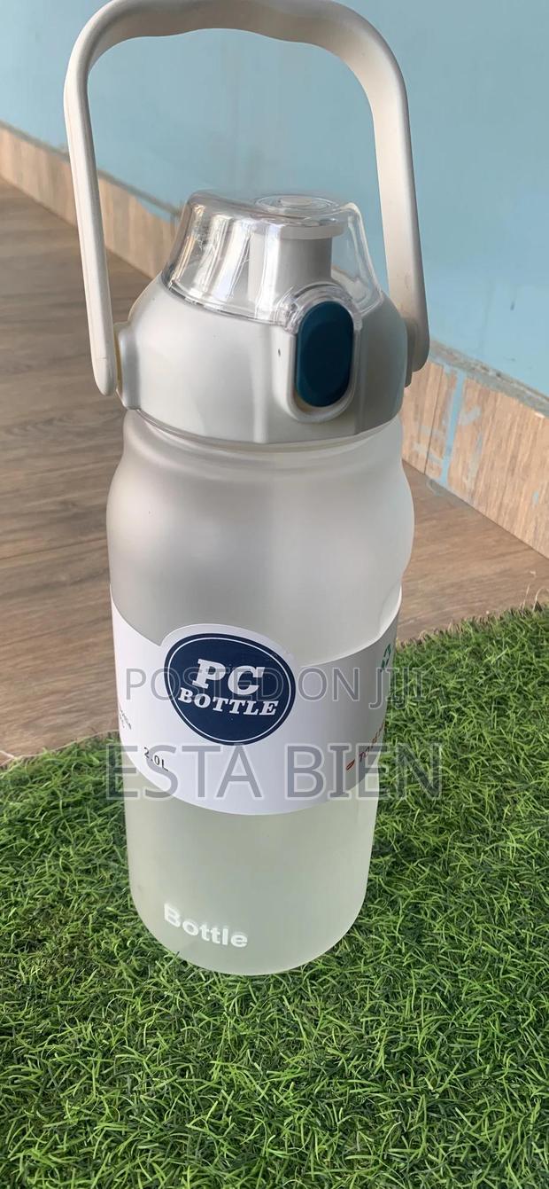 Water Bottle photo 6