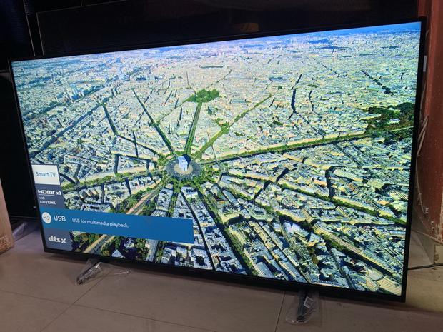 55 " Phillips Ambilight Uhd Smart Satellite Android 55pus8079/12 Tv photo 2