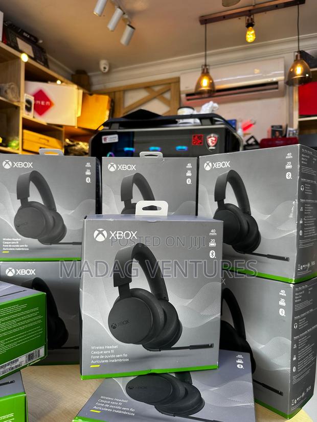 Xbox Wireless Gaming Headset – Over Ear Headphones – Spatial · Photo 4