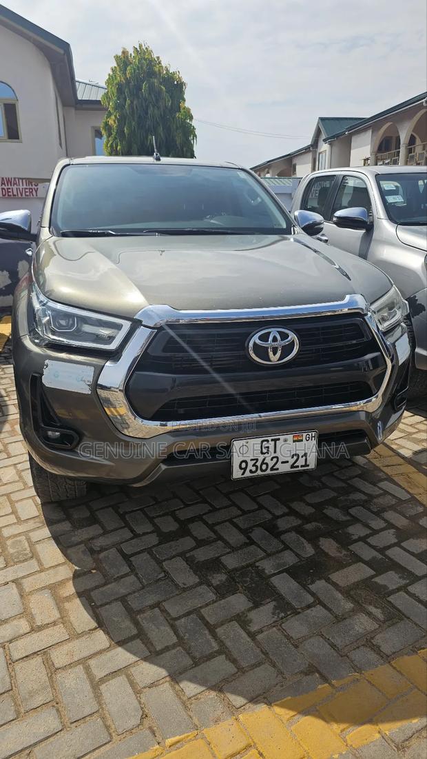 Toyota Hilux Revo Smart Cab Deisel 2.8 AWD 2021 Green