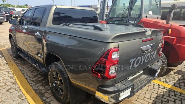 Toyota Hilux Revo Smart Cab Deisel 2.8 AWD 2021 Green