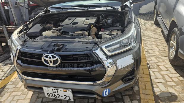 Toyota Hilux Revo Smart Cab Deisel 2.8 AWD 2021 Green