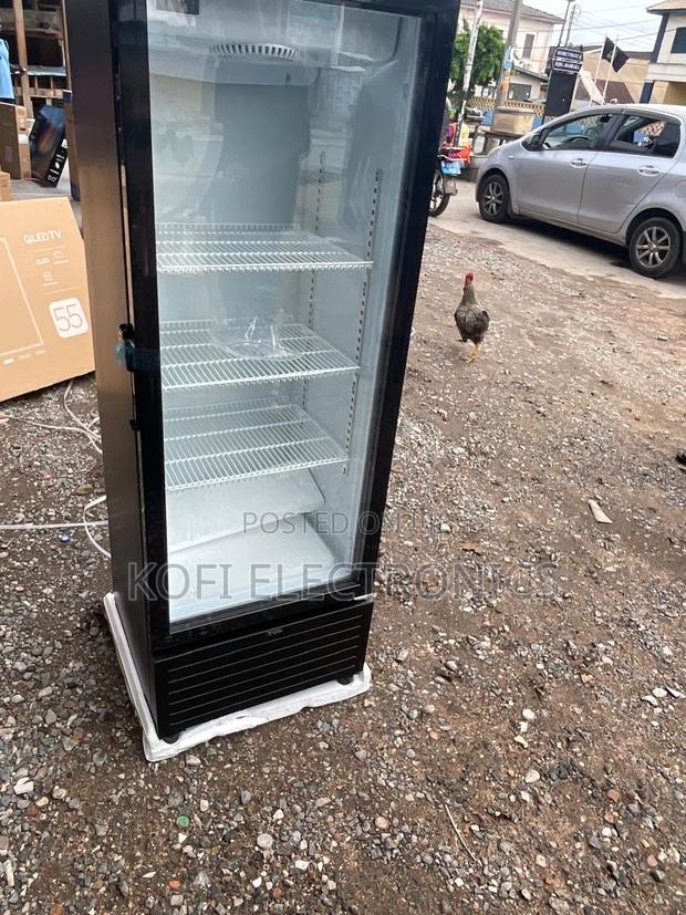 TCL 325l Clearchill Exhibition Freezer Unit · Photo 2