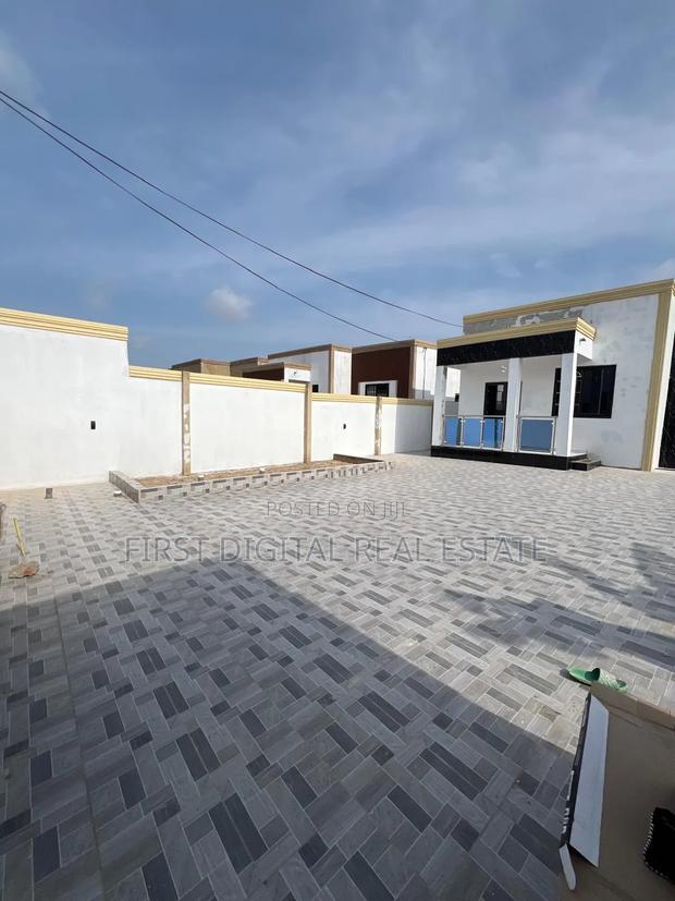 3bdrm House in First Digital Real, Awutu Senya East Municipal for sale · Photo 4