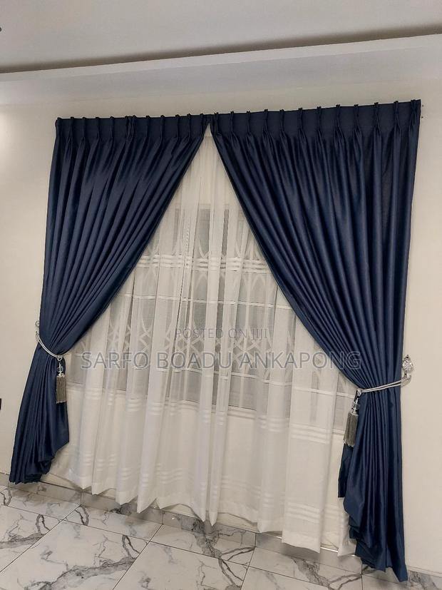 Loyalty Curtains House · Photo 4