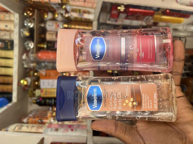 Vaseline Cocoa Radiant Body Oil / Vitamin B3 Body Oil · Photo 2