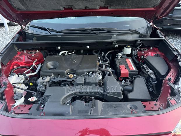 Toyota RAV4 2022 Red