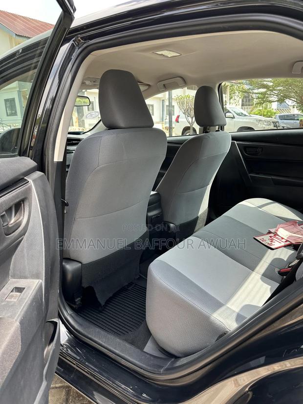 Toyota Corolla LE 4dr Sedan (1.8L 4cyl CVT) 2017 Black