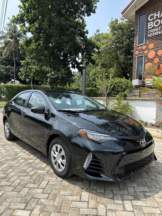Toyota Corolla LE 4dr Sedan (1.8L 4cyl CVT) 2017 Black