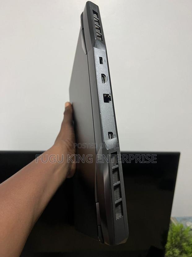 Laptop MSI Vector GP66HX 12UGS 32GB Intel Core I9 SSD 1T photo 4