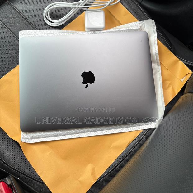 Laptop Apple MacBook Pro 2020 8GB Apple M1 SSD 256GB photo 3