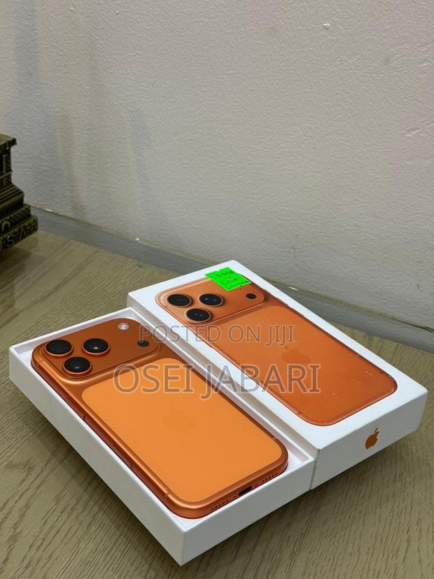 New Apple iPhone 17 Pro 256 GB Orange · Photo 4