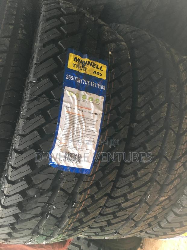 265/70r17lt 121/118s photo 2