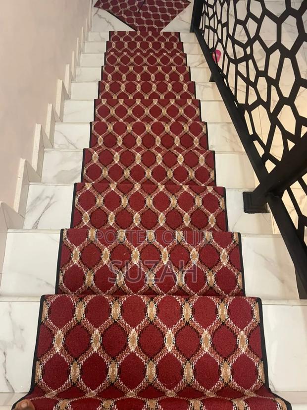Stair Runner Carpet · Photo 2