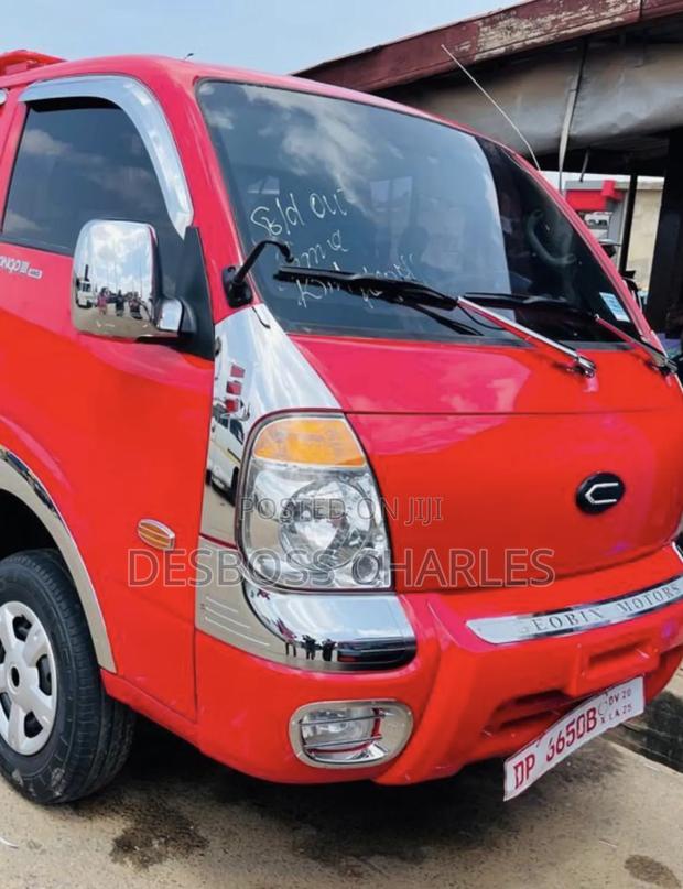 Kia Bongo Red