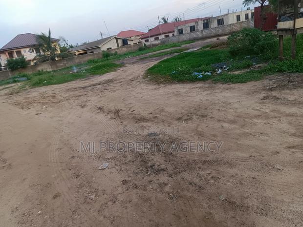 Land for Sale · Photo 4