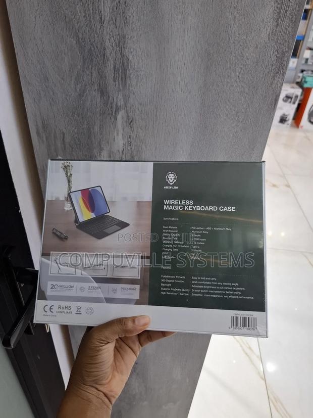 Green Lion Wireless Magic Keyboard Case · Photo 2