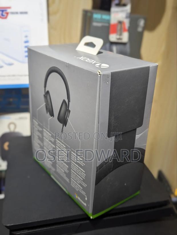 Xbox Wireless Gaming Headset photo 2