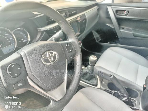 Toyota Corolla S 4dr Sedan (1.8L 4cyl CVT) 2015 Silver