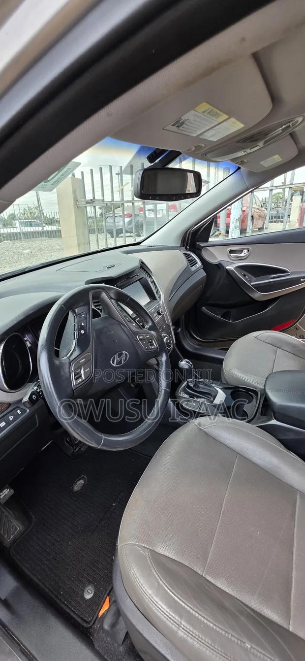 Hyundai Santa Fe Limited FWD 2017 Gray