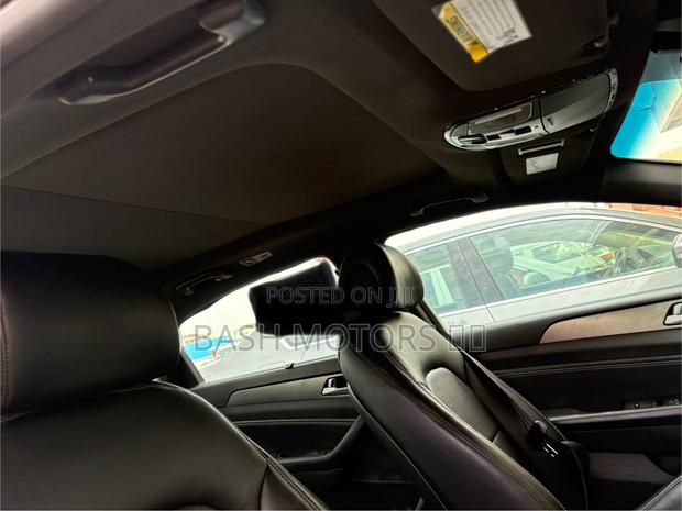 Hyundai Sonata Limited 2.0T Seban (2.0L 4cyl 6A) 2017 White