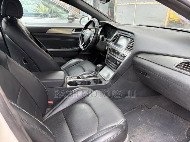 Hyundai Sonata Limited 2.0T Seban (2.0L 4cyl 6A) 2017 White