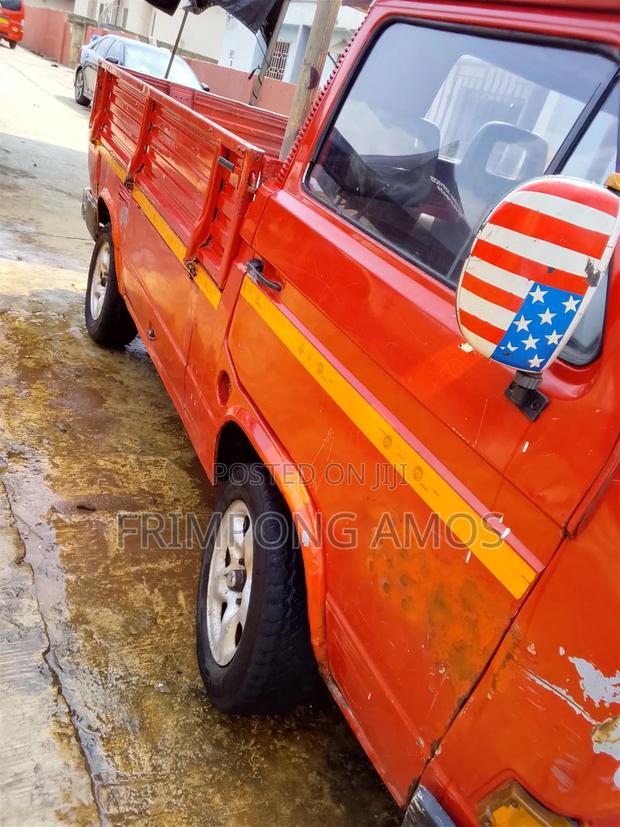 Volkswagen Transporter 3 1995 Red photo 3