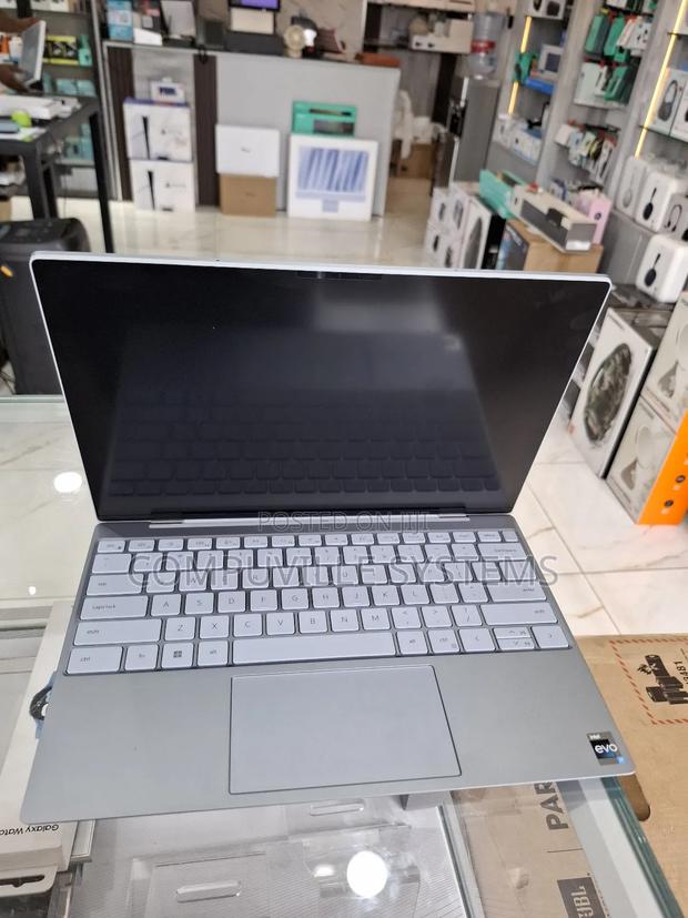 Laptop Dell 32GB Intel Core I7 SSD 1T · Photo 3