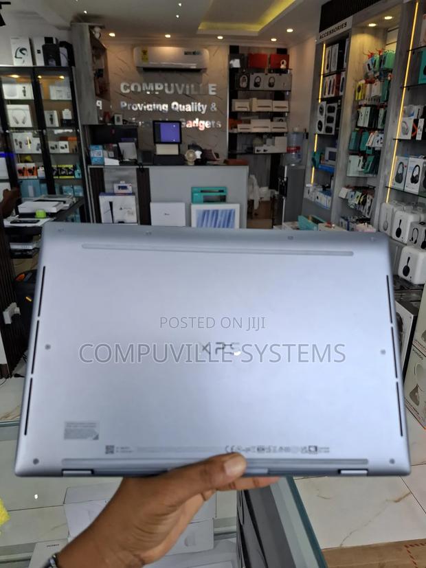 Laptop Dell 32GB Intel Core I7 SSD 1T · Photo 1
