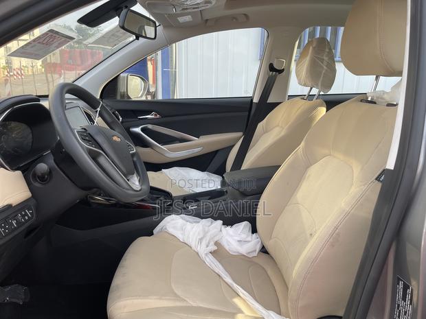 New Chevrolet Captiva 2024 Gray