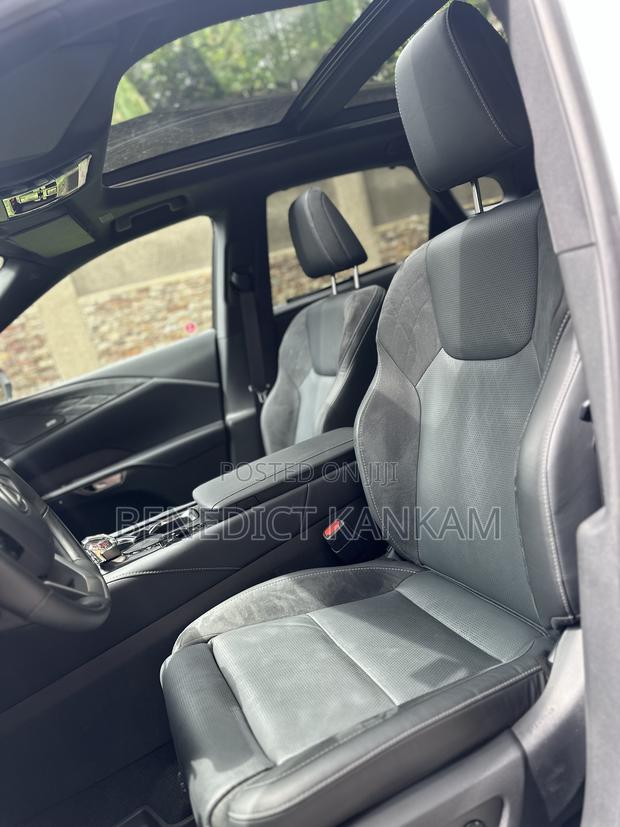 Lexus RX 350 2024 White