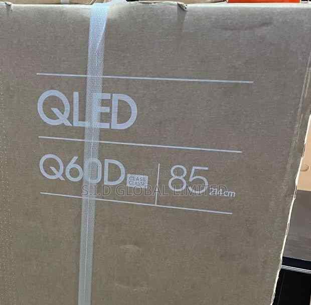 Samsung 85" Q60d Bigger, Smarter, Sleeker · Photo 3