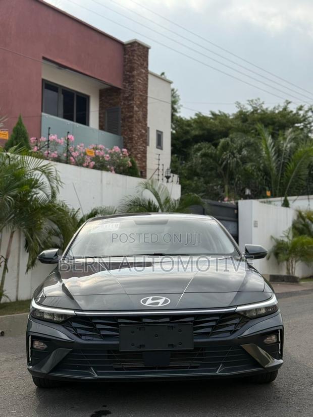 Hyundai Elantra SEL Sport IVT 2025 Gray