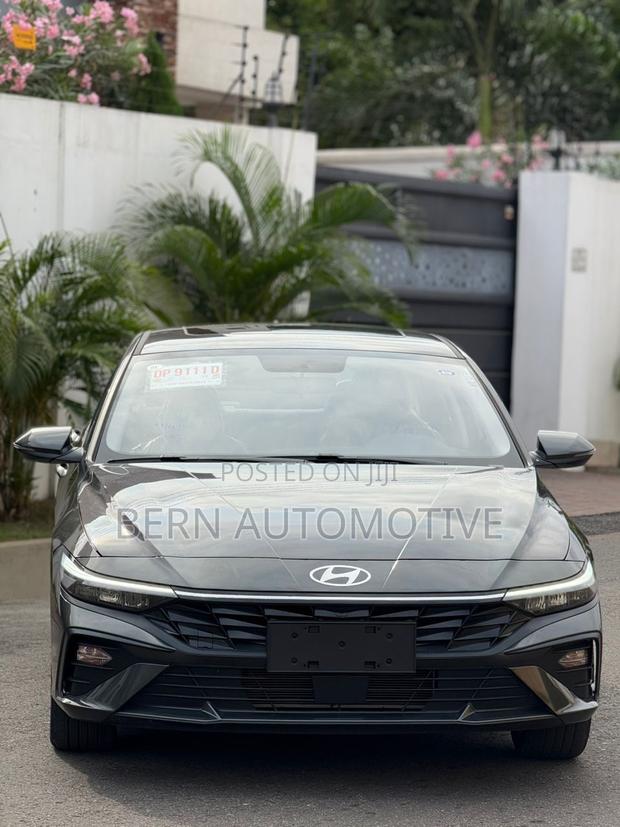 Hyundai Elantra SEL Sport IVT 2025 Gray