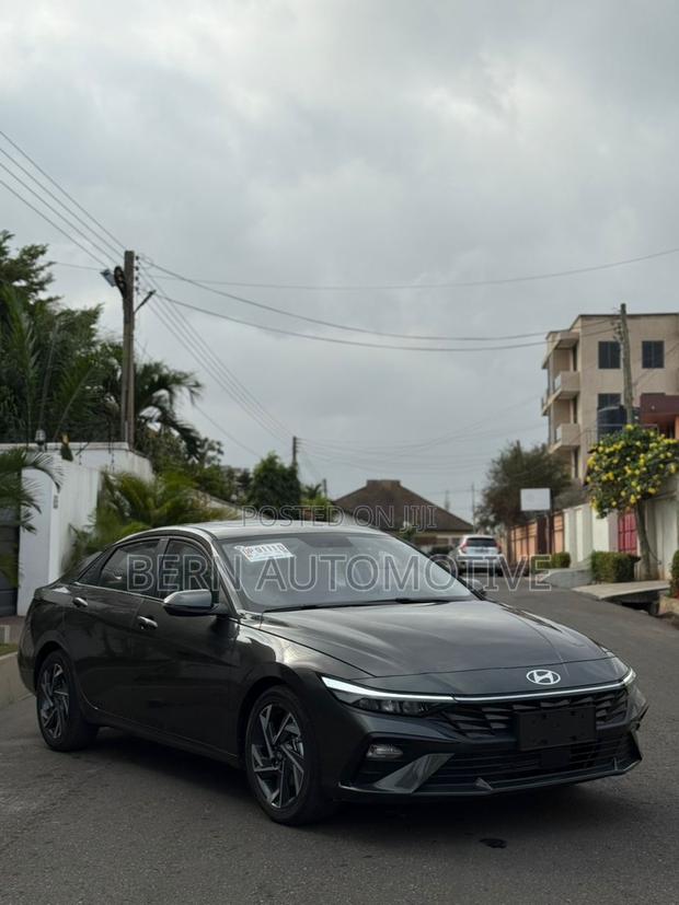 Hyundai Elantra SEL Sport IVT 2025 Gray