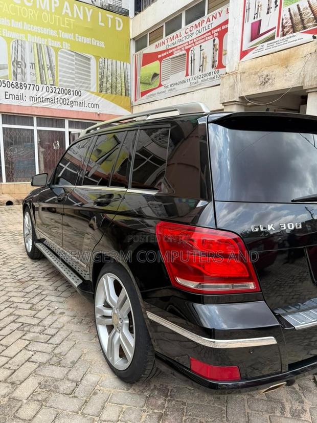 Mercedes-Benz GLK-Class 350 4MATIC 2011 Black photo 8