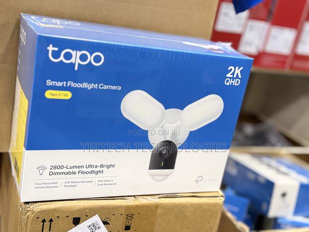 Tp-Link 3mp Wi-Fi Tapo C720 Smart Floodlight Camera · Photo 4