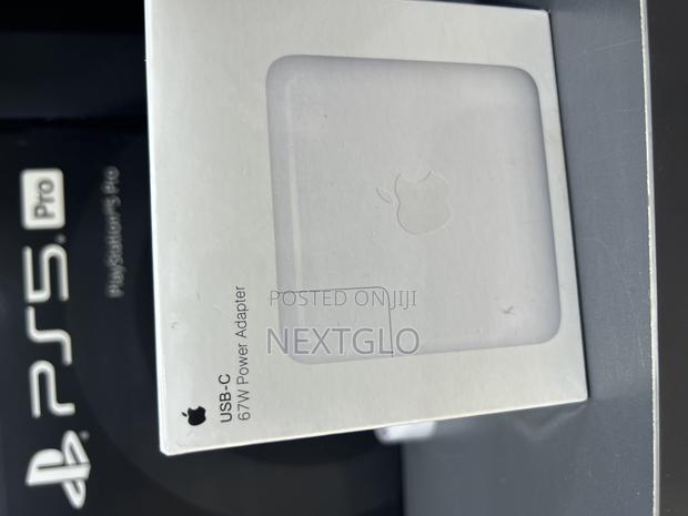 Macbook Charger · Photo 4