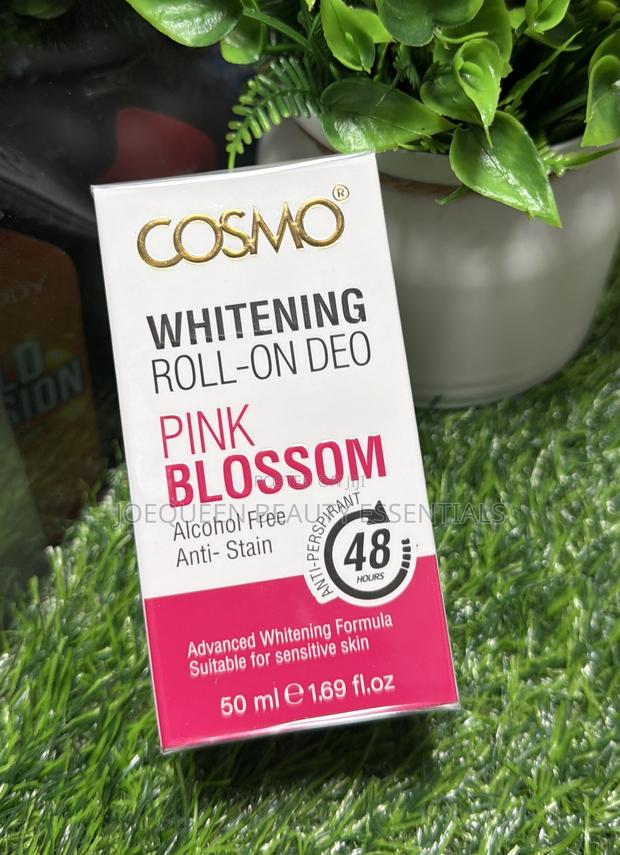 Cosmo Whitening Roll On Deo · Photo 3