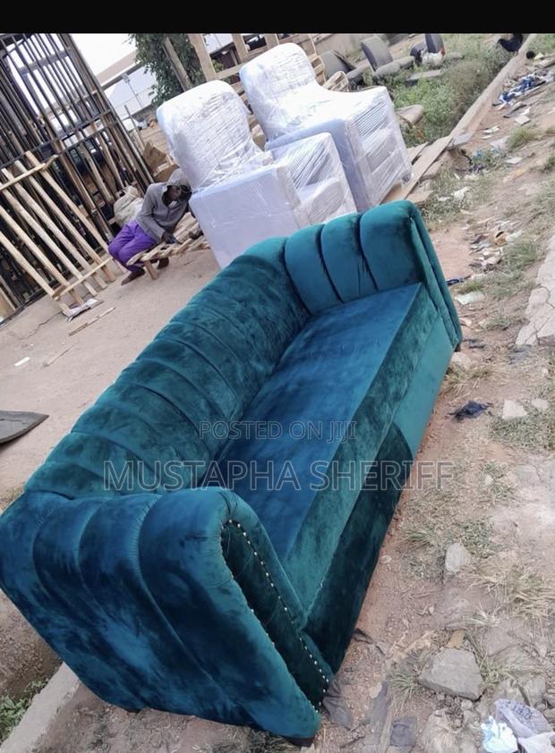 Royal Emerald Chesterfield Sofa Handcrafted Luxury, Timeless Elegance