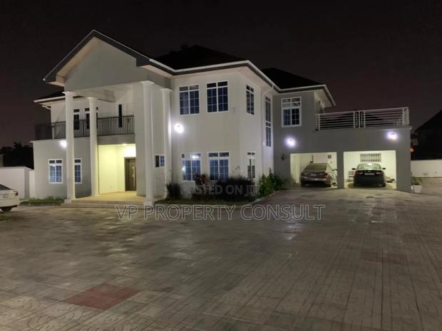 4bdrm House in Teshie for sale · Photo 2