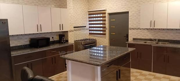 4bdrm House in Teshie for sale · Photo 4